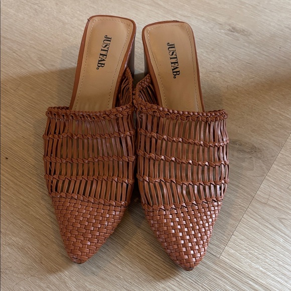 Huarache Mules Sandals - Picture 3 of 3